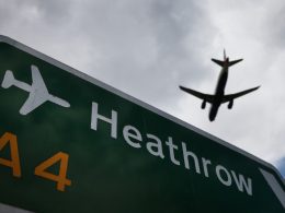 Heathrow shareholder sell-off