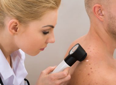 doctor identifying the skin issue of their patients dermatologist in New York skin specialist, best dermatologist in new york