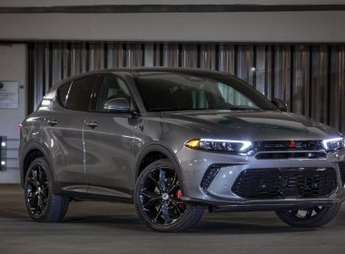 2023-Dodge-Hornet-Exterior_Grey-edited