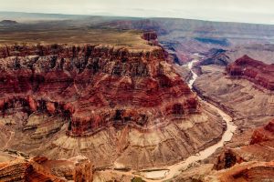 Grandeur Explorer's Handbook to Grand Canyon National Park