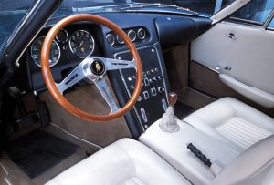 350 GTV Interior