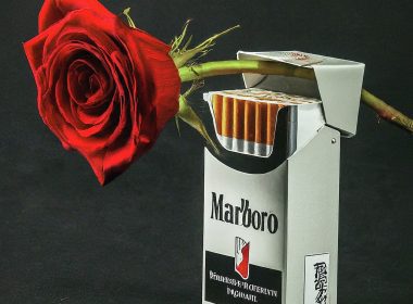 Marlboro Owner: From Riches to Rags (Cigarettes) - A Cautionary Tale