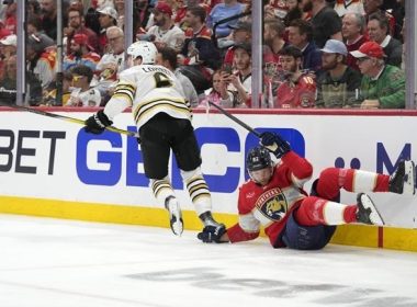 The Bruin Bear Mauls the Florida Panthers: A 5-1 Romp Fueled by Swayman's Brilliance