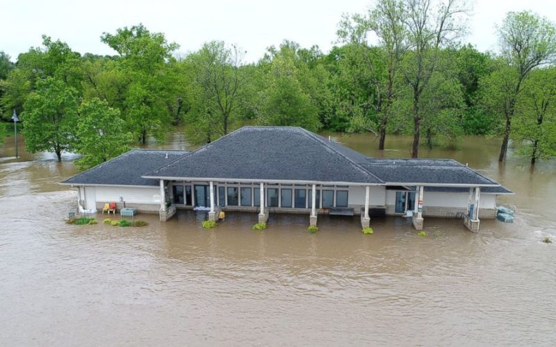 Houston Area facing 'Life-Threatening' Flood as Severe Weather Pummels Texas