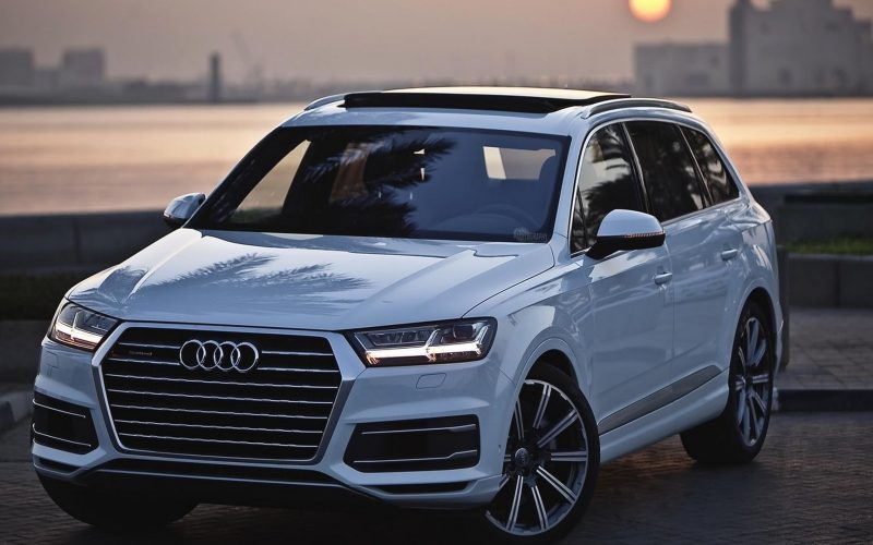 Audi Q7 Cars