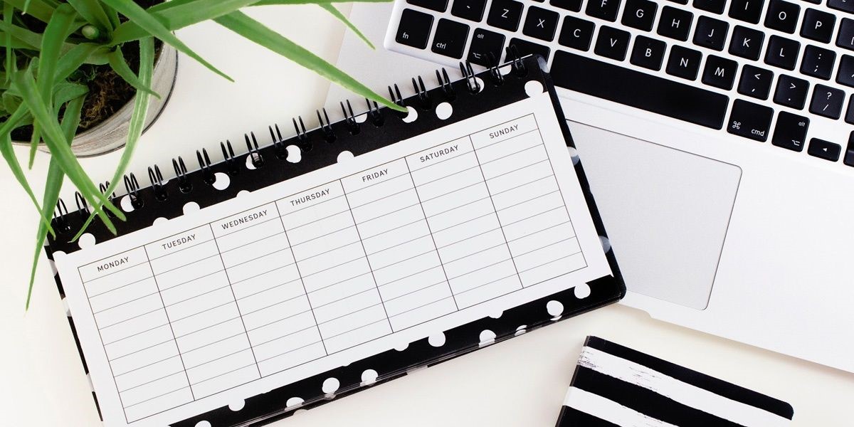 How to Create a Social Media Editorial Calendar?