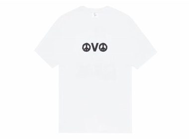 What Everyone’s Wearing in 2025: The Attractive Keinemusik Shirt