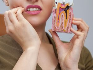 Common Dental Emergencies & How to Handle Them?