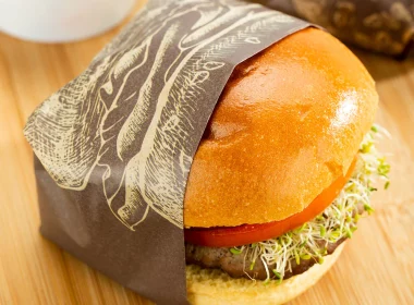 Why Lightweight Burger Paper Is Ideal for Takeaway Orders