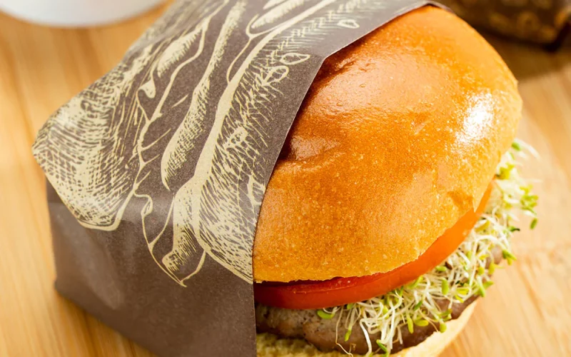 Why Lightweight Burger Paper Is Ideal for Takeaway Orders