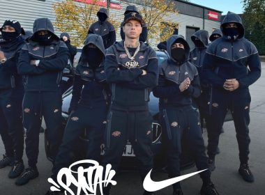 Syna world Hoodie