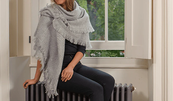 Lightweight and Warm Shawls for Women – Style Meets Comfort