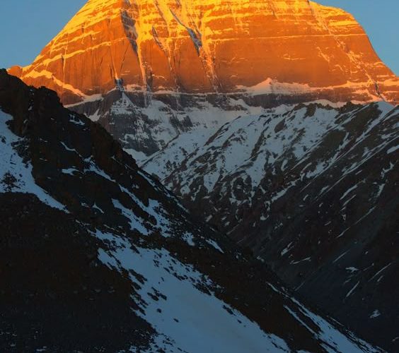 Kailash Mansarovar Yatra by Helicopter