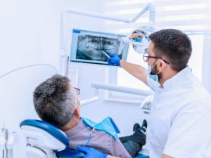 boca raton dentist offering dental implants