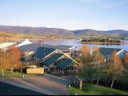 snowy-mountain-accommodation-Jindabyne.