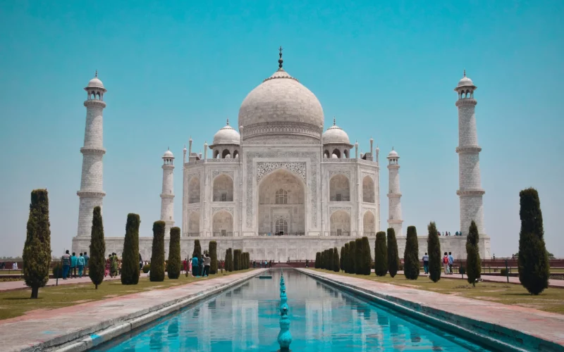 India Travel with Cultural fascination and the Taj Mahal