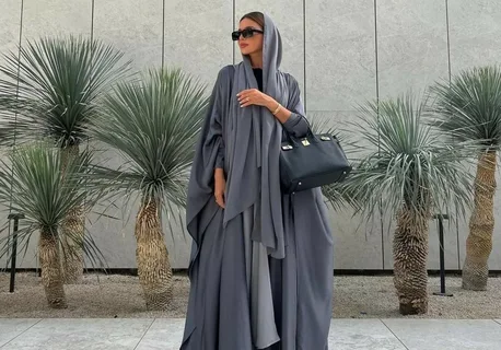 Zahrat Al Halim Abaya