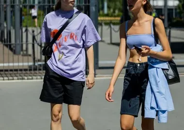 Raspberry Hills Shorts